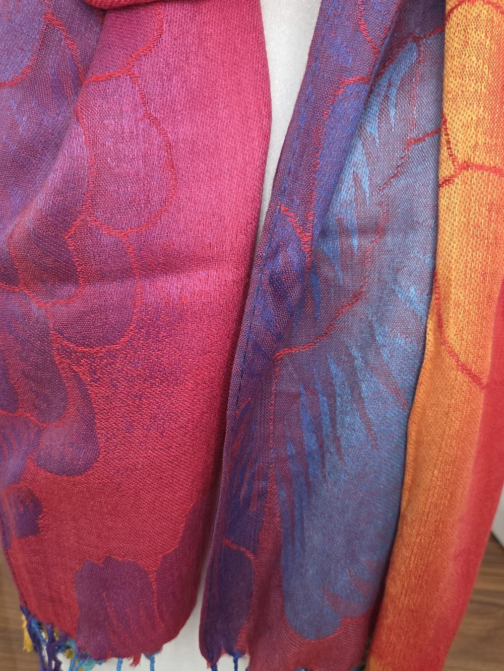 Pashmina Silk Sunset-toned Jacquard Weave W/contrasting Fringe 25x68